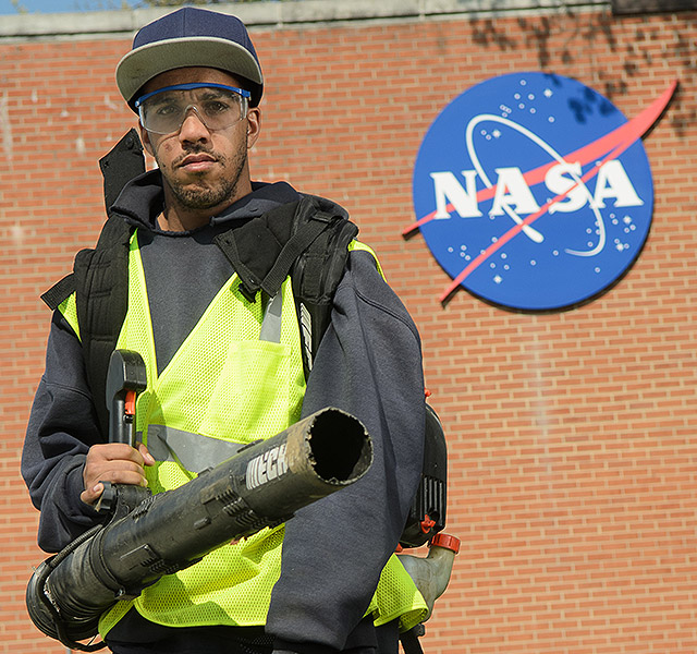 Joshua Bey part of grounds crew at NASA